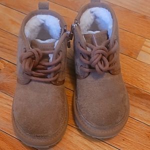 Kids uggs neumel II